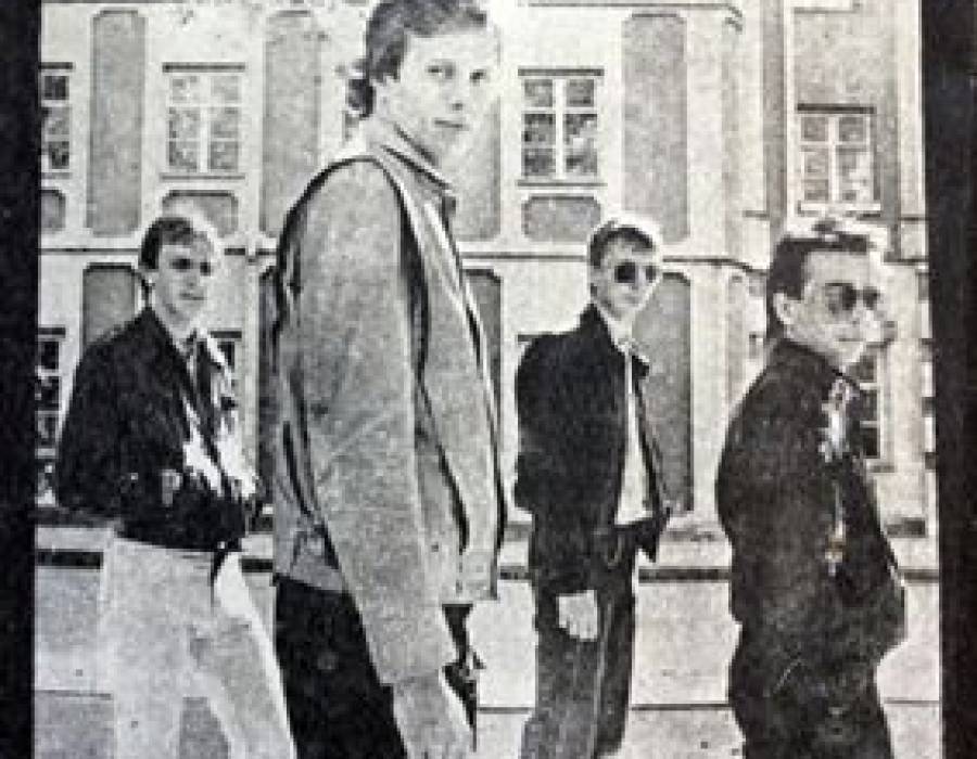 sl-1983-r.jpg